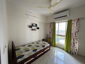 Bedroom in 2 BHK Apartment at Lodha Amara, Kolshet Road – for Sale