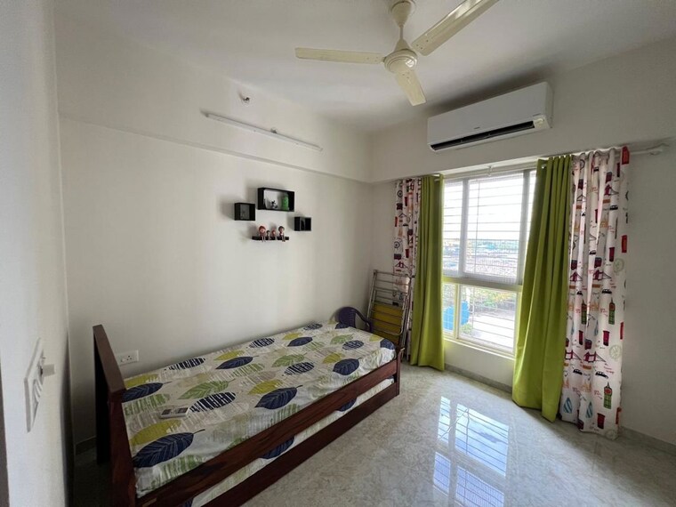 Bedroom, lodha-amara 2 Bedroom 800 Sq.Ft. Apartment In Kolshet Road Thane 10700505