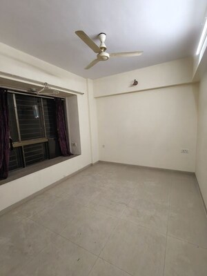 Room in 2 BHK Apartment at Mit Villa, Vashi Sector 12 – for Sale