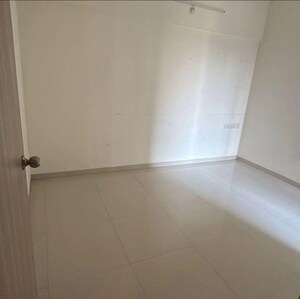 Room in 1 BHK Apartment at Pratham Tower Chembur, Chembur – for Sale