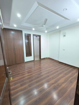Bedroom in 3 BHK Builder Floor at Kailash Colony – for Rent