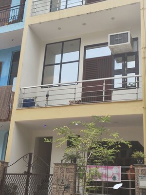 2 BHK Independent House For Sale in Sector 36 Greater Noida