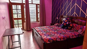Bedroom in 3 BHK Builder Floor at Shimla Bypass Road – for Rent