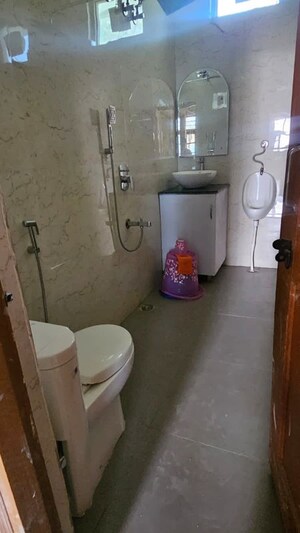 Bathroom in 3 BHK Builder Floor at Shimla Bypass Road – for Rent