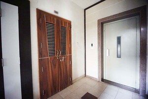 Room in 2 BHK Apartment at Sola – for Sale