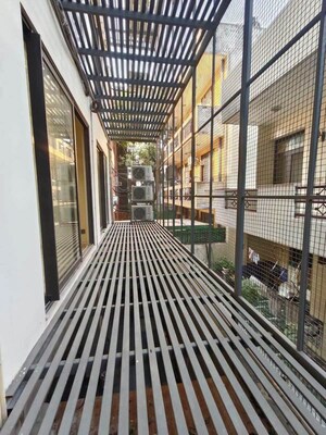Balcony in 3 BHK Builder Floor at Ansal Sushant Lok I, Sector 43 – for Rent