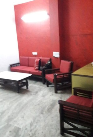 1 BHK Builder Floor For Rent in Sant Nagar