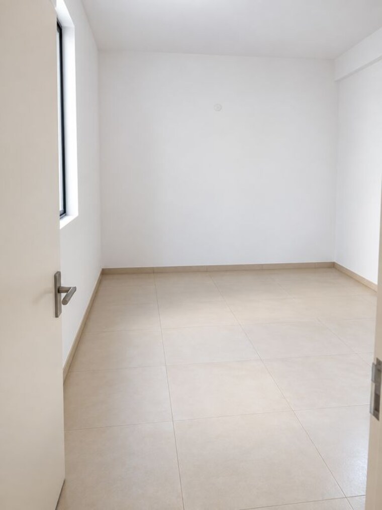 Room, vatika-iris-floors 3 Bedroom 1385 Sq.Ft. Apartment In Sector 82 Gurgaon 10700494