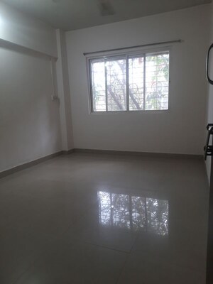 Room in 1 BHK Apartment at Meena Apartments Tingre Nagar, Tingre Nagar – for Rent