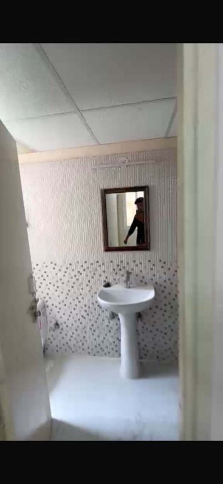 Bathroom, eureka-diya-green-city 2 Bedroom 925 Sq.Ft. Apartment In Raj Nagar Extension Ghaziabad 10700652