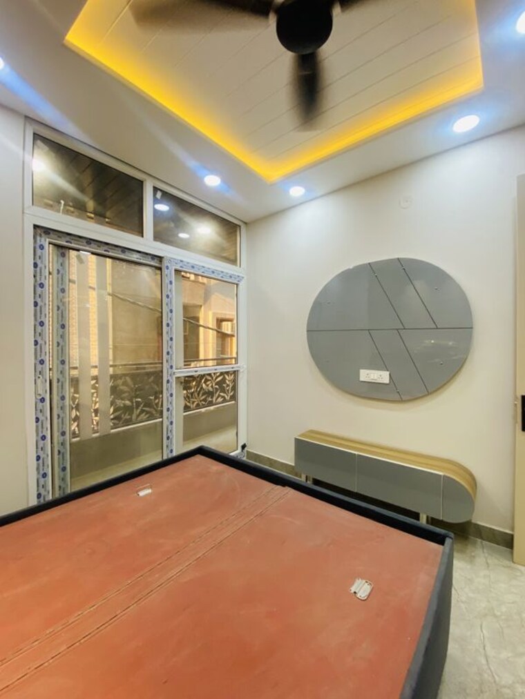 Room, dwarka mor 2 Bedroom 55 Sq.Yd. Builder Floor In Dwarka Mor Delhi 10700684