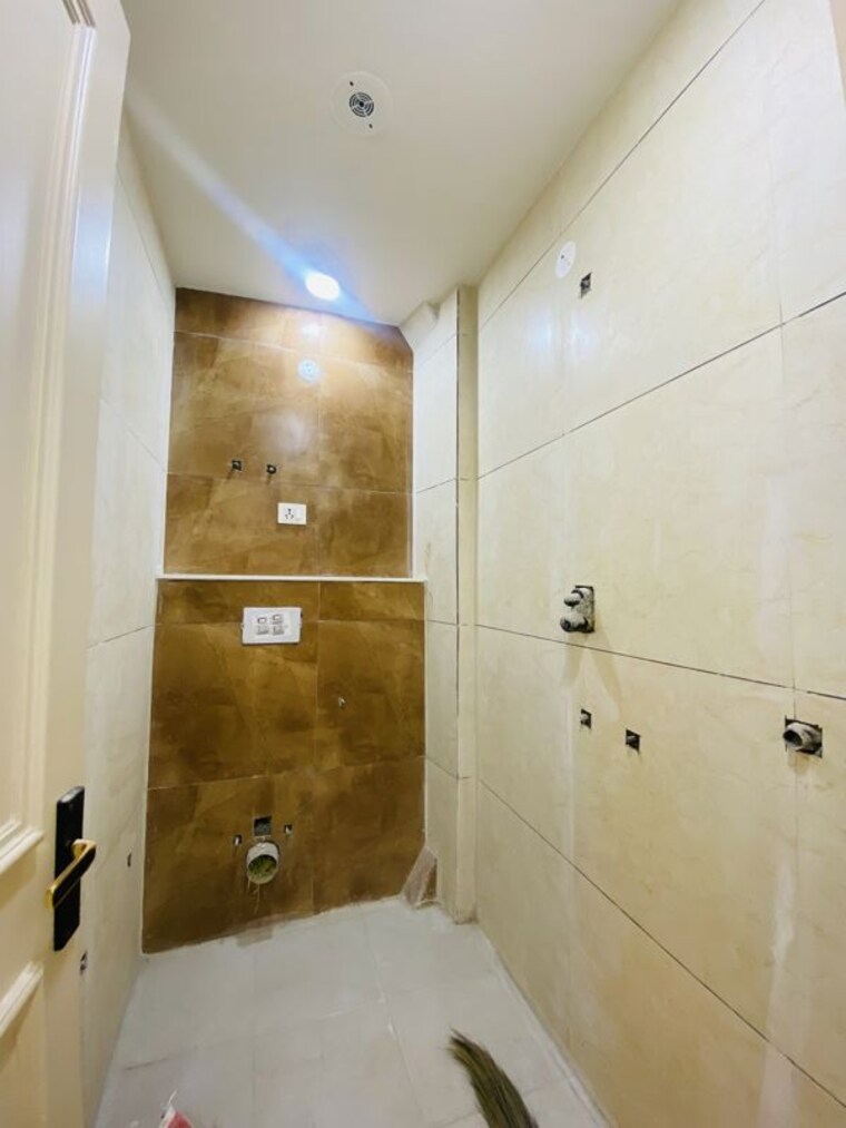 undefined, dwarka mor 2 Bedroom 55 Sq.Yd. Builder Floor In Dwarka Mor Delhi 10700684