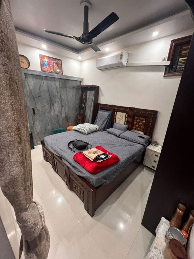 Bedroom, vikas puri 3 Bedroom 1200 Sq.Ft. Apartment In Vikas Puri Delhi 10700584