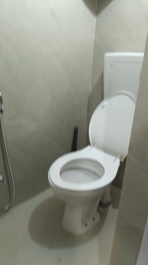 Bathroom in 2 BHK Builder Floor at Manimajra – for Rent