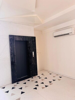 Room in 5 BHK Villa at Lanco Infrastructure Hanging Gardens Villas, Manikonda – for Rent