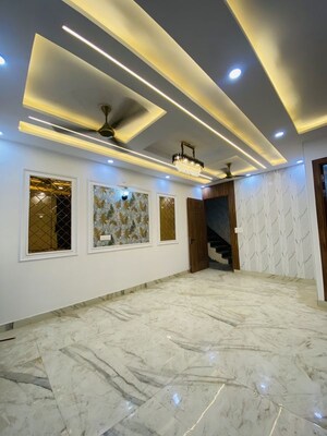Bedroom in 3 BHK Builder Floor at Dwarka Mor – for Rent