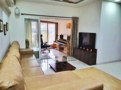 2 BHK Apartment For Rent in Dheeraj Gaurav Heights