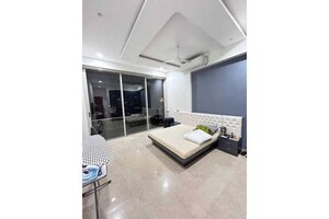 Bedroom in 3 BHK Apartment at Kohinoor Square Altissimo, Dadar West – for Rent