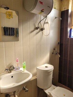 Bathroom in 2 BHK Apartment at RAS Palm Residency, Sector 76 – for Rent