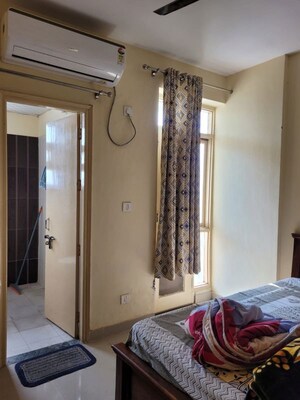 Bedroom in 2 BHK Apartment at RAS Palm Residency, Sector 76 – for Rent