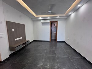 Building Lobby in 3 BHK Builder Floor at Skywhales Vienna Greens, Sector 99a – for Sale