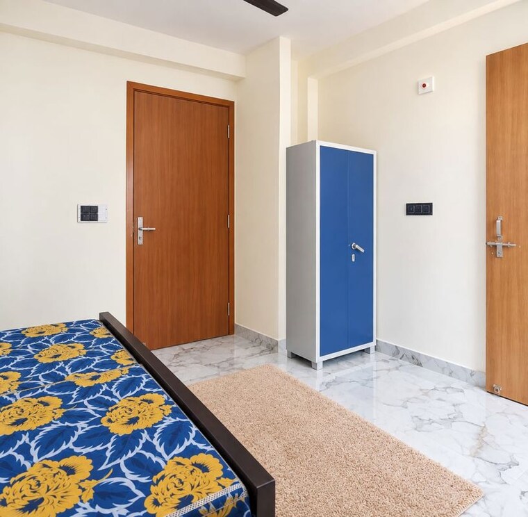 Bedroom, freedom fighters enclave 1 Bedroom 440 Sq.Ft. Apartment In Freedom Fighters Enclave Delhi 10700859