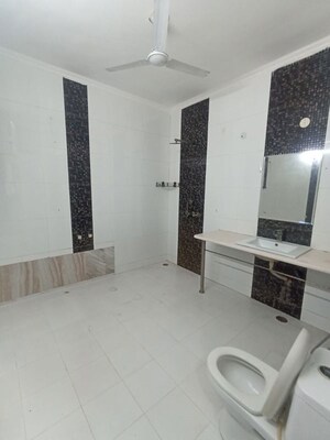 Bathroom in 4 BHK Builder Floor at RWA Apartments Sector 50, Sector 50 – for Rent