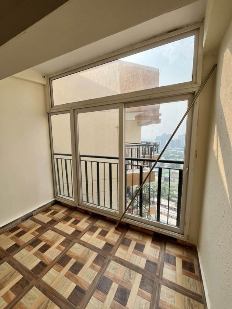 Balcony, amrapali-terrace-homes 3 Bedroom 1185 Sq.Ft. Apartment In Tech Zone 4 Greater Noida Greater Noida 10700855