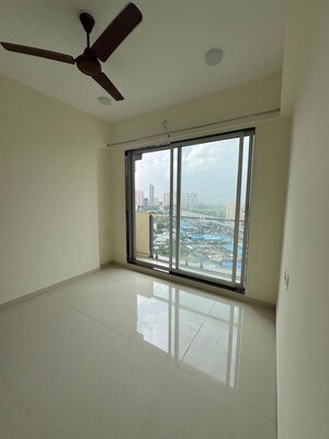 Room in 1 BHK Apartment at JVM Twin Tower, Kasarvadavali – for Rent