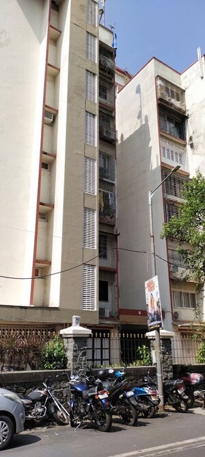2 BHK Apartment – Exterior View View at Cross Gate Apartment, Andheri West - for Rent