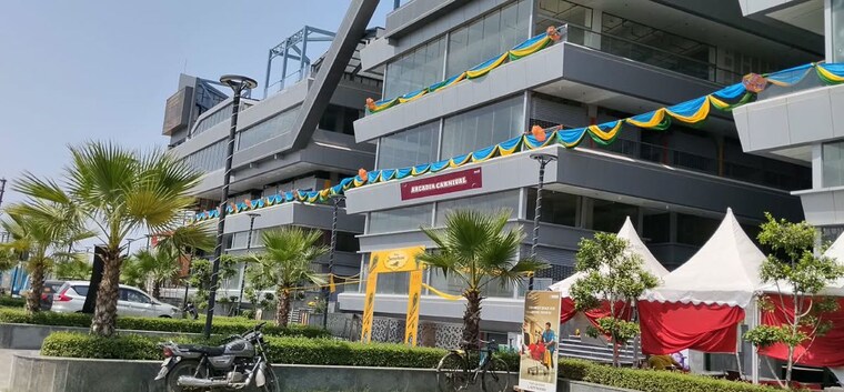 Exterior View, ska-arcadia Commercial Shop 300 Sq.Ft. In Wave City Ghaziabad 10700927