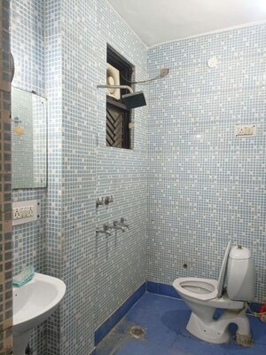 Bathroom in 2 BHK Apartment at Amrapali Riverview, Amrapali Leisure Valley – for Rent