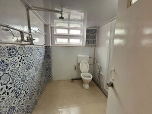 Bathroom in 3 BHK Apartment at Churchgate – for Rent