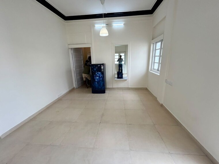 Room, churchgate 3 Bedroom 1300 Sq.Ft. Apartment In Churchgate Mumbai 10700921