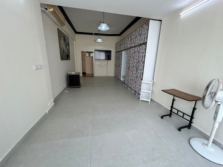 Other, churchgate 3 Bedroom 1300 Sq.Ft. Apartment In Churchgate Mumbai 10700921
