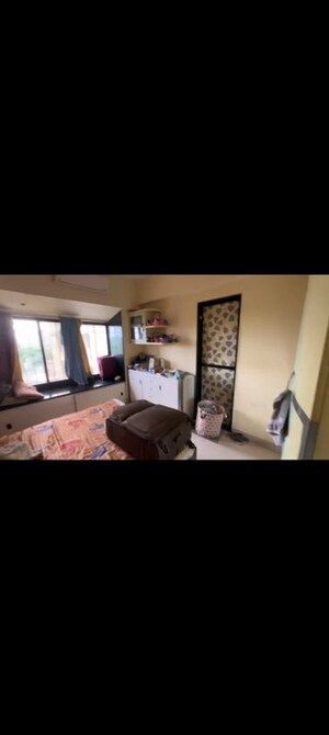 Bedroom in 3 BHK Apartment at Dosti Group Acres, Wadala East – for Rent