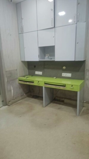  Office Space For Rent in Chembur