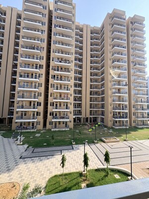 2.5 BHK Apartment For Rent in Landmark The Homes 81, Sector 81