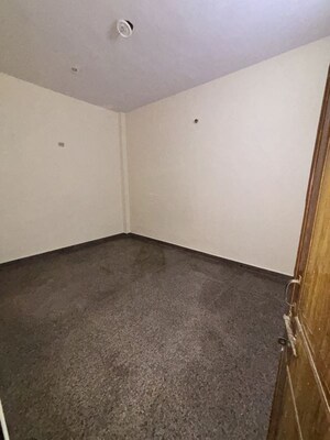 Room in 2.5 BHK Independent House at Surya Colony – for Rent