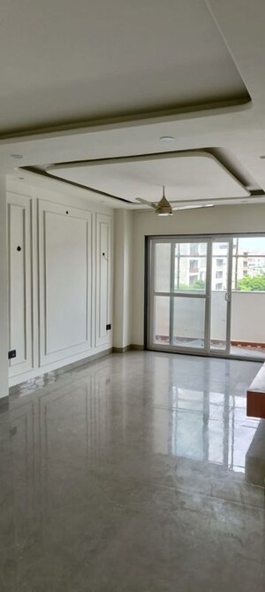 3 BHK Apartment For Rent in DLF Garden City Independent Floors, Sector 92