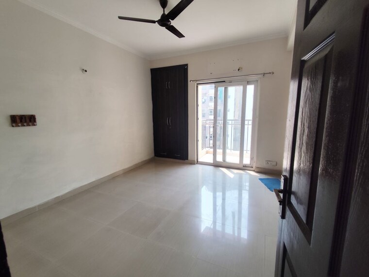 Room, paramount-floraville 2 Bedroom 1045 Sq.Ft. Apartment In Sector 137 Noida 10701043