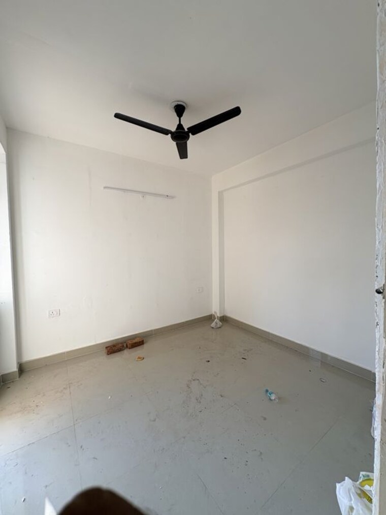 Room, landmark-the-homes-81 2.5 Bedroom 645 Sq.Ft. Apartment In Sector 81 Gurgaon 10701052