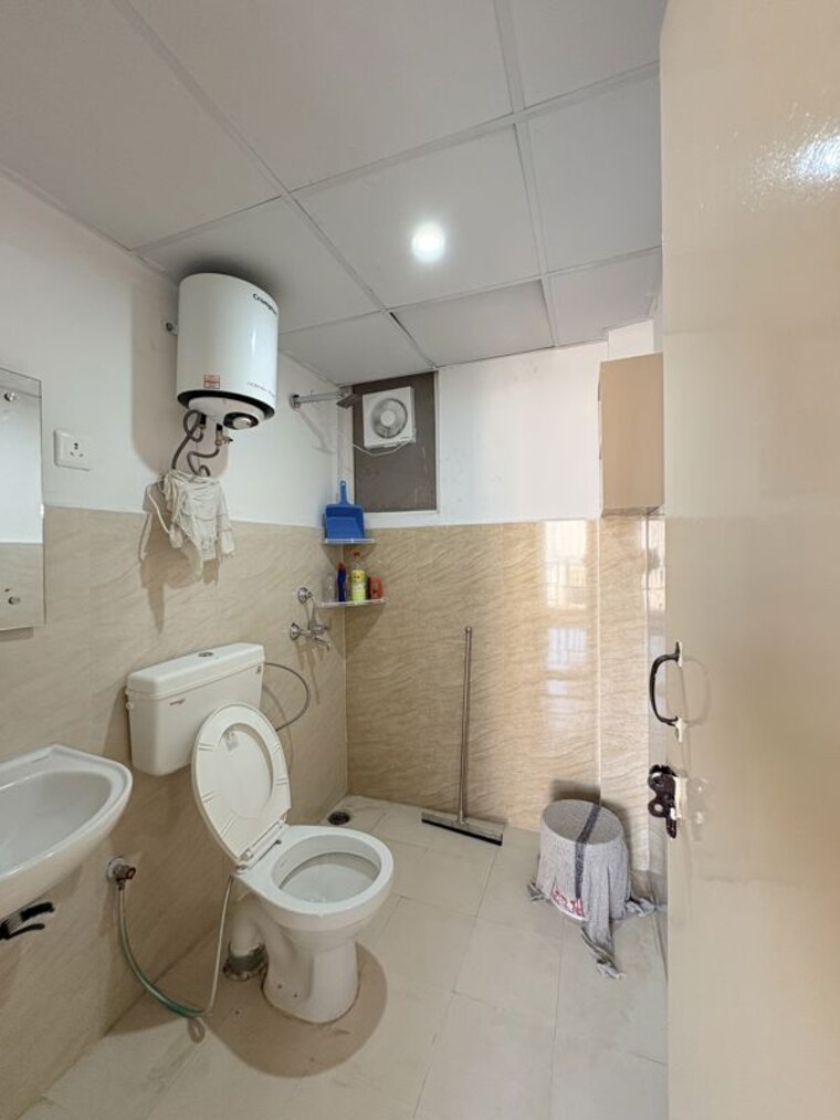 Bathroom, landmark-the-homes-81 2.5 Bedroom 645 Sq.Ft. Apartment In Sector 81 Gurgaon 10701052