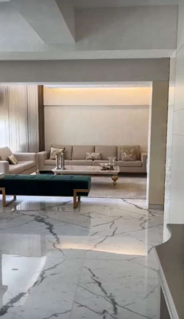 Kitchen, sunita-apartment-cuffe-parade 5 Bedroom 3817 Sq.Ft. Apartment In Cuffe Parade Mumbai 10701081