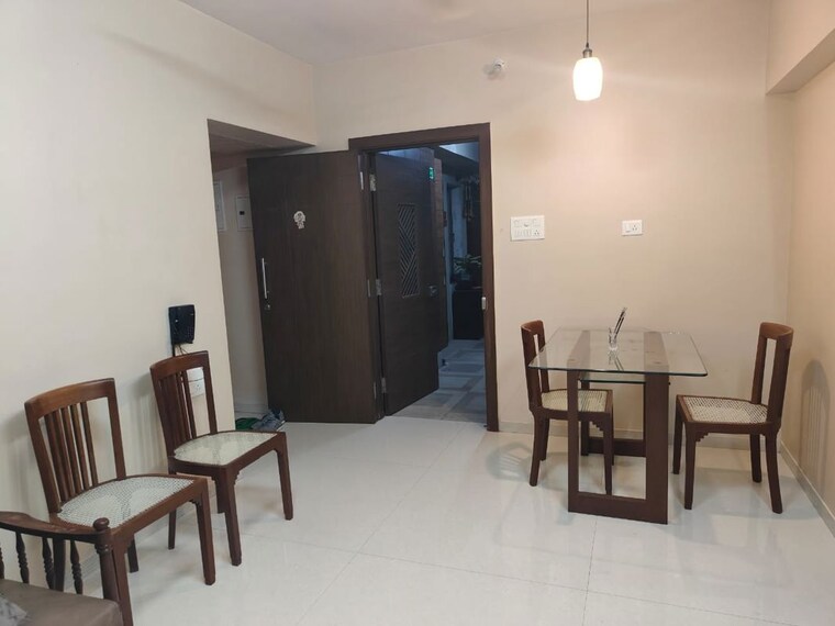 Living Room, kabra-paradise 2 Bedroom 641 Sq.Ft. Apartment In Andheri West Mumbai 10701140