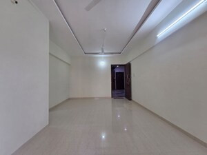 2.5 BHK Apartment For Rent in Goregaon West