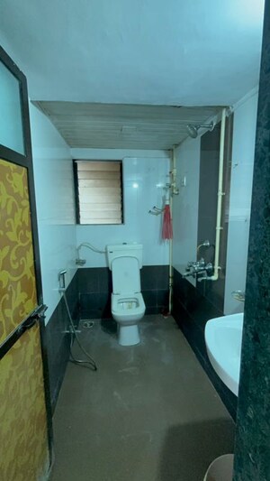 Team Area in 2 BHK Apartment at Suraj Heritage, Owale – for Rent
