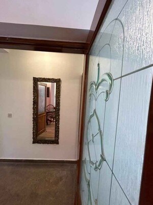 Room in 2 BHK Builder Floor at Greater Kailash ii – for Rent