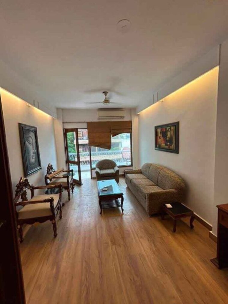 Gym, greater kailash ii 2 Bedroom 150 Sq.Yd. Builder Floor In Greater Kailash ii Delhi 10701006