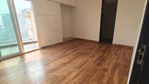 Room in 3 BHK Apartment at Samridhi Luxuriya Avenue, Sector 150 – for Rent